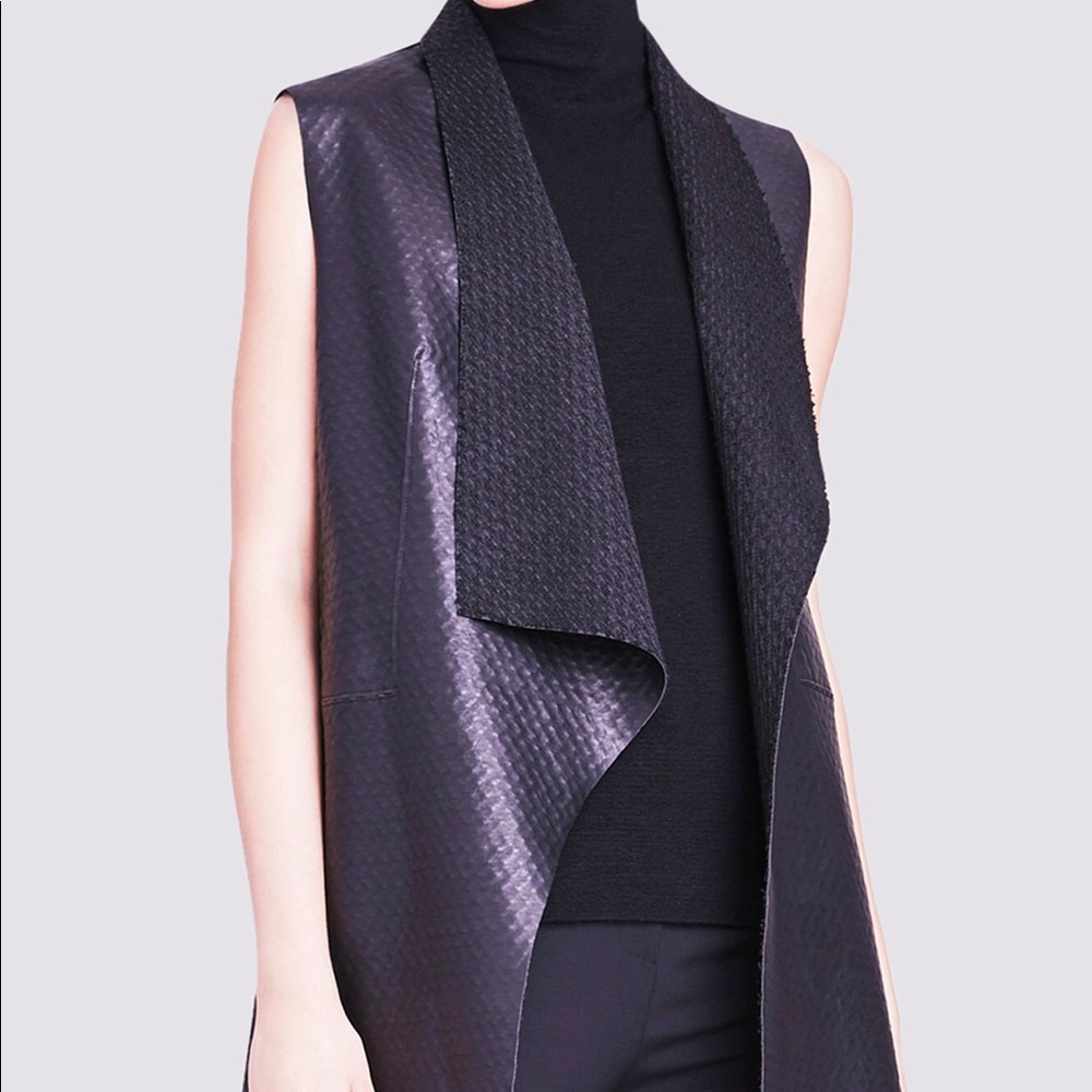 NWOT Elie Tahari Black coated Vest sz. S